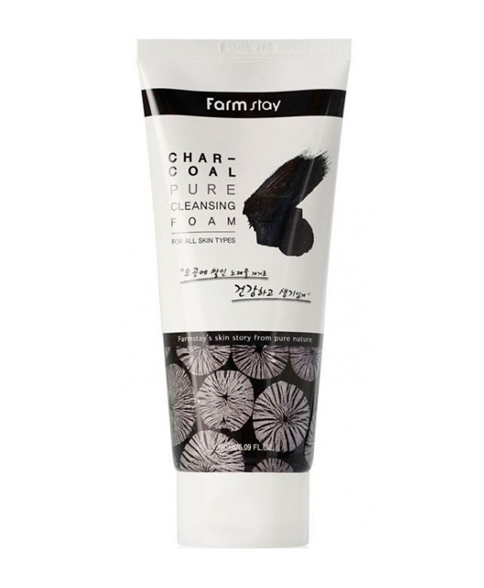 FarmStay Charcoal Pure Cleansing Foam Kömürlü Üz Yuma Köpüyü