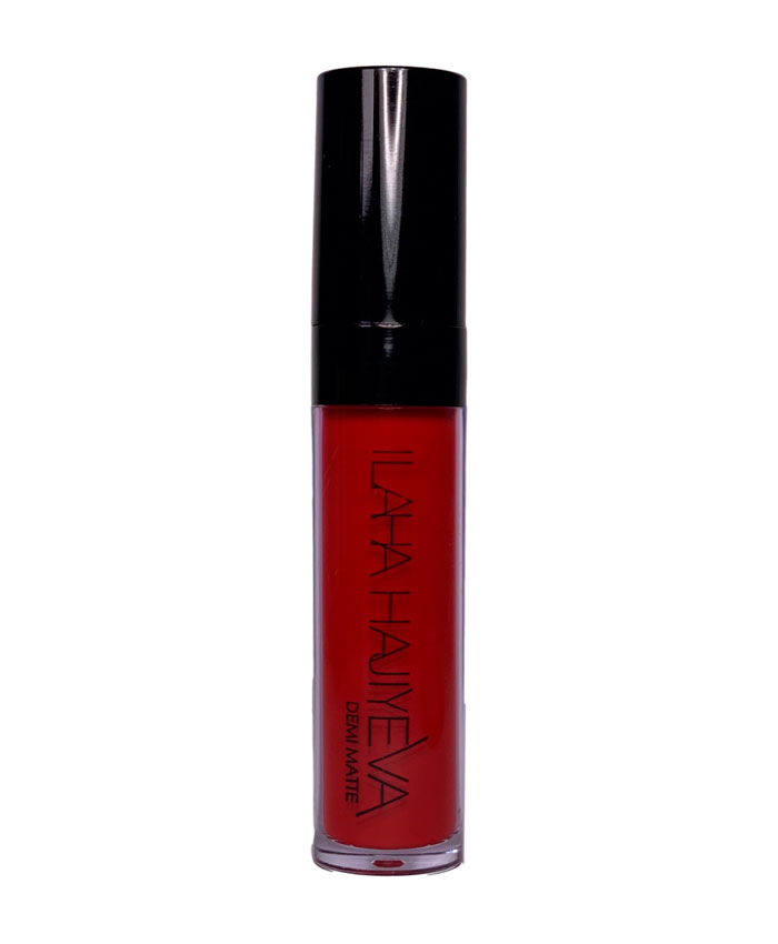 Ilaha Hajiyeva Demi-Matte Liquid Lipstick Yarı Mat Dodaq Boyası 4