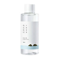 Round Lab 1025 Dokdo Toner Отшелушивающий тоник с морской водой 100 мл