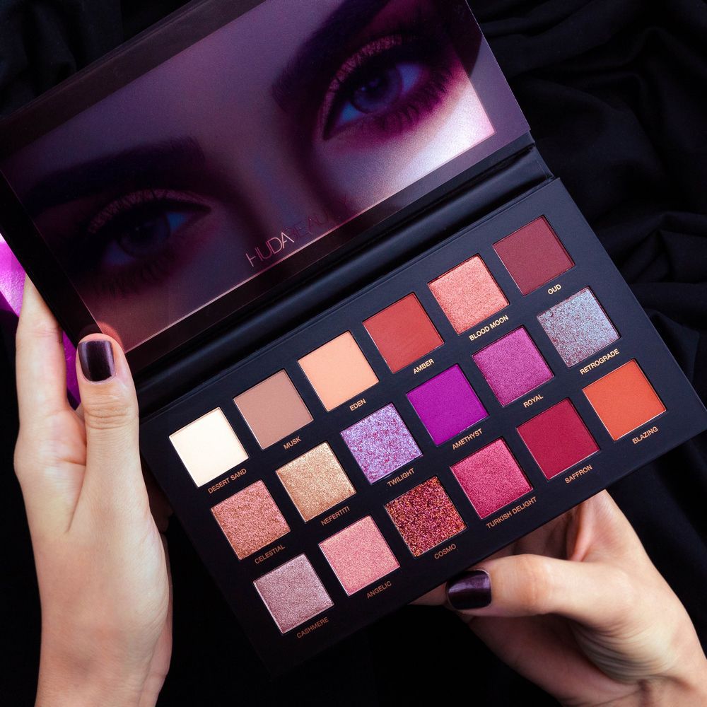 Huda Beauty Палетка Теней Desert Dusk Huda Beauty Палетка Теней Desert Dusk