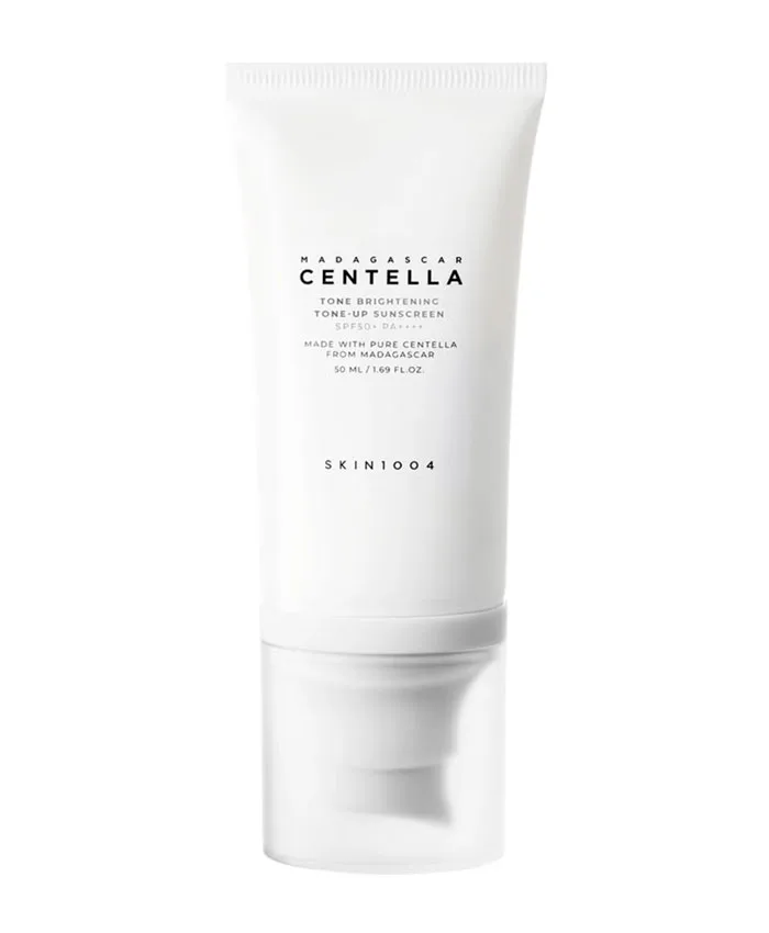 Skin1004 Madagascar Centella Tone Brightening Tone-Up Sunscreen Madagascar Centella Tone Brightening Tone-Up Sunscreen SPF50+ PA++++ Солнцезащитный крем 50 мл